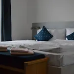 Felicity Garni 3* Bratislava