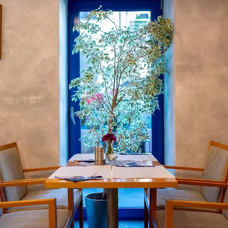 Felicity Garni Hotel 3*