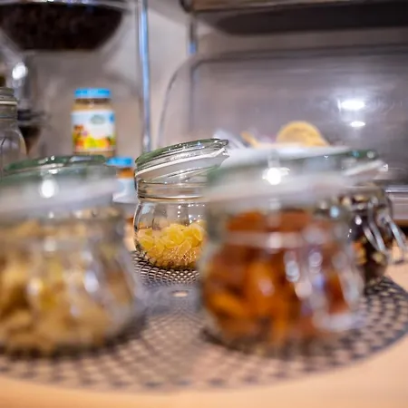 فندق Felicity Garni