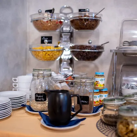 Ξενοδοχείο Felicity Garni Μπρατισλάβα