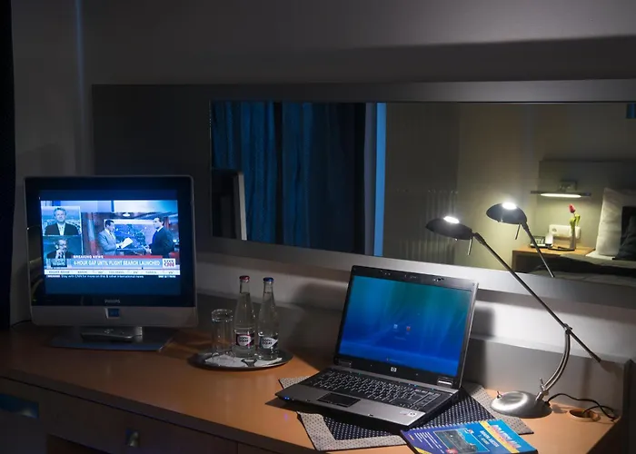 Felicity Garni Братислава