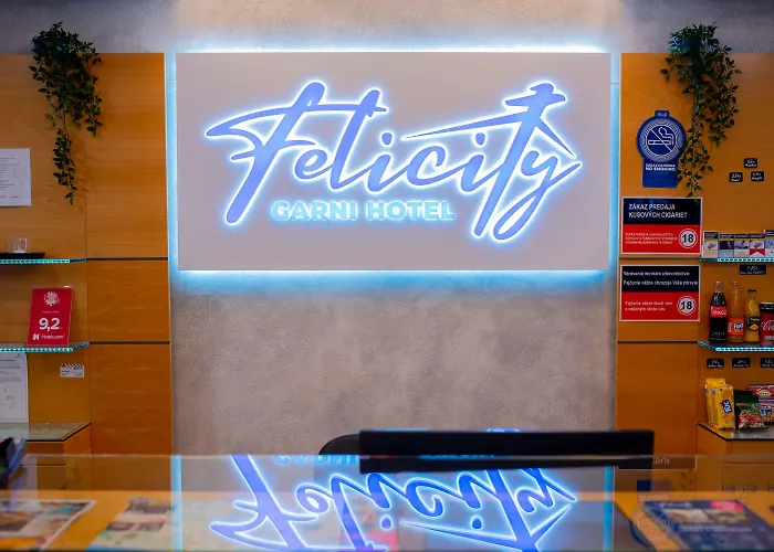 Felicity Garni Hotel 3*