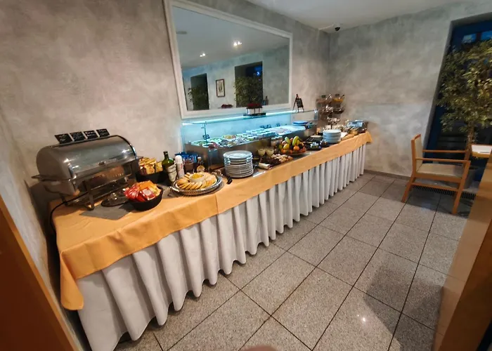 Отель Felicity Garni 3*