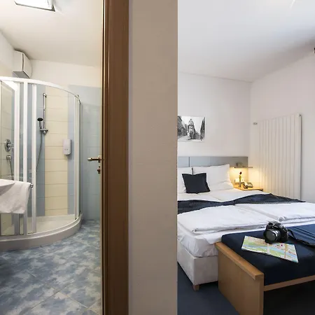 Hotel Felicity Garni Pressburg