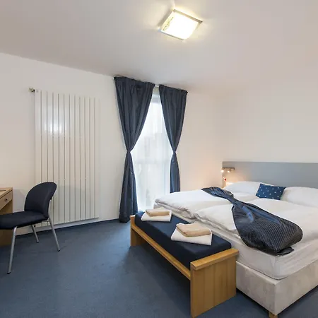 Felicity Garni Hotel Pressburg