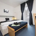 Felicity Garni Hotel Bratislava